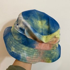 Tie dye bucket hat